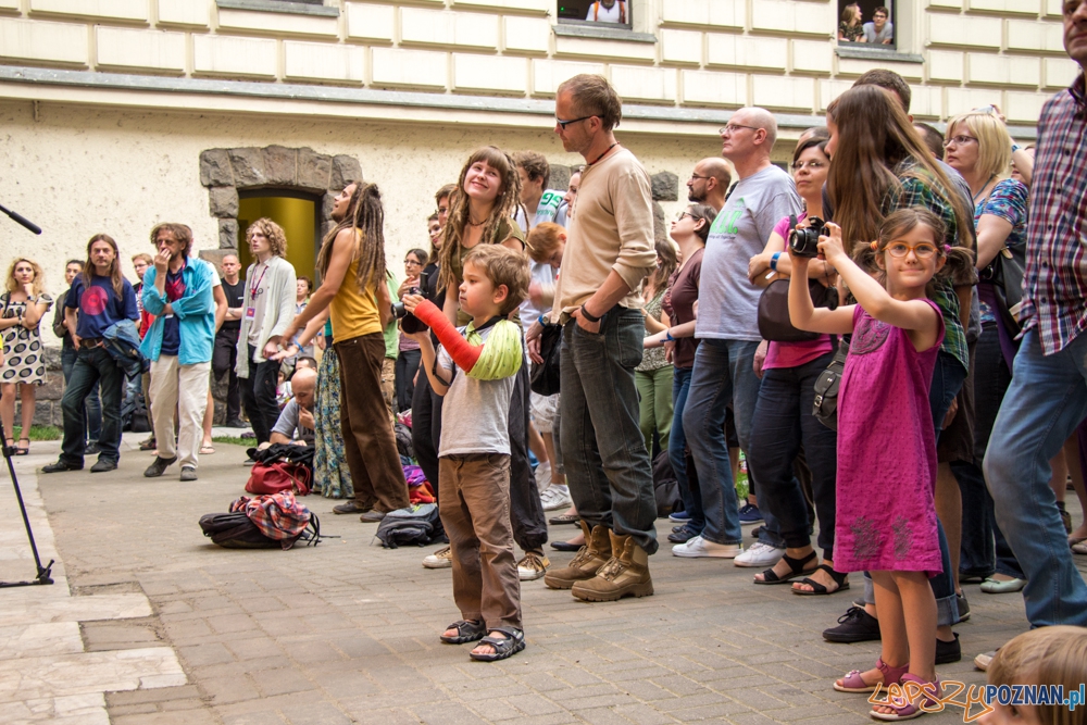 Występ zespołu Tamikrest (Mali) - EthnoPort 2013 Foto: Bartosz Lewandowski Występ zespołu Tamikrest (Mali) - EthnoPort 2013 Foto: Bartosz Lewandowski