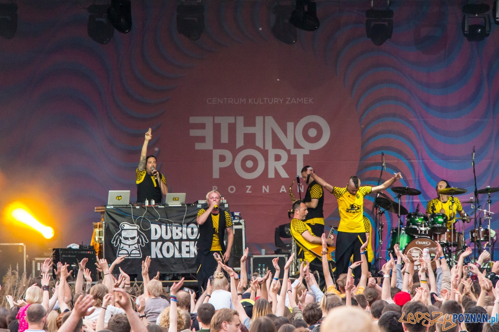 Występ zespołu Dubioza kolektiv (Bośnia i Hercegowina) - EthnoPort 2013 Foto: Bartosz Lewandowski Występ zespołu Dubioza kolektiv (Bośnia i Hercegowina) - EthnoPort 2013 Foto: Bartosz Lewandowski
