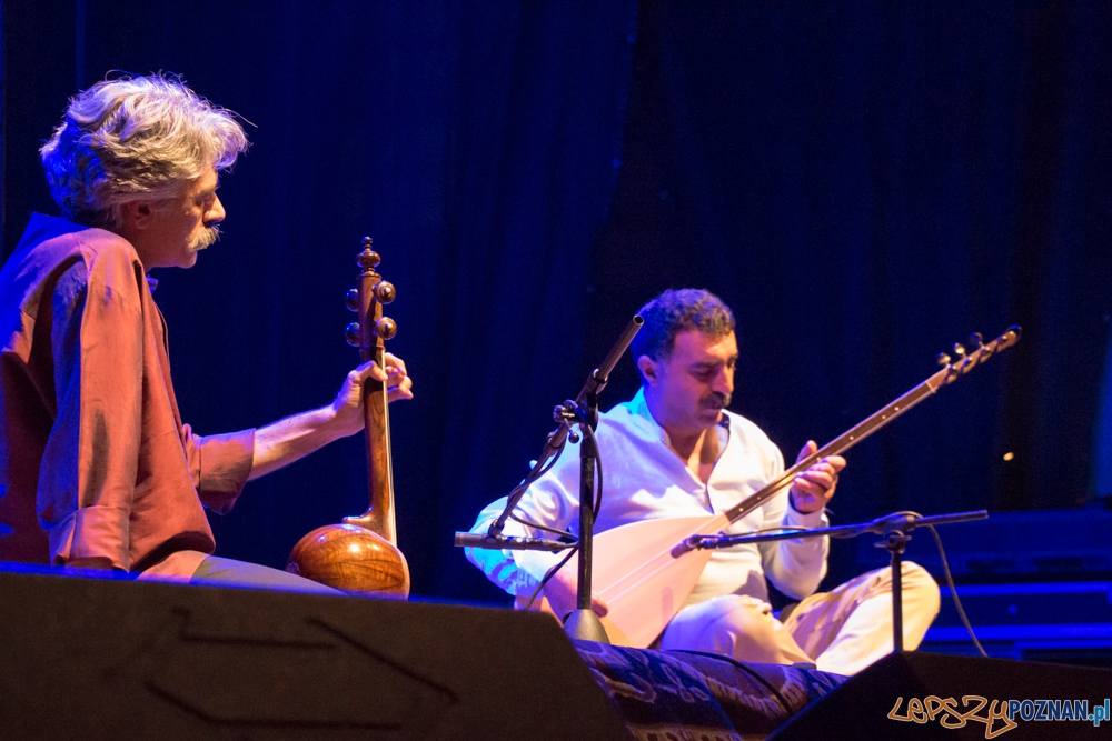 Występ zespołu Kayhan Kalhor & Erdal Erzincan (Iran/Turcja) - EthnoPort 2013 Foto: Bartosz Lewandowski Występ zespołu Kayhan Kalhor & Erdal Erzincan (Iran/Turcja) - EthnoPort 2013 Foto: Bartosz Lewandowski