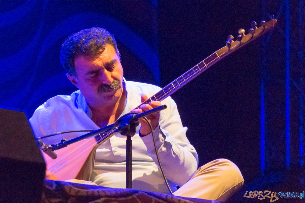 Występ zespołu Kayhan Kalhor & Erdal Erzincan (Iran/Turcja) - EthnoPort 2013 Foto: Bartosz Lewandowski Występ zespołu Kayhan Kalhor & Erdal Erzincan (Iran/Turcja) - EthnoPort 2013 Foto: Bartosz Lewandowski