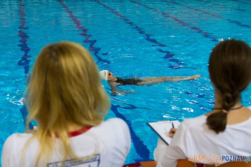 Mistrzostwa Polski Juniorek Młodszych w Pływaniu Synchronicznym - Termy Maltańskie 8.06.2013 r. Foto: lepszyPOZNAN.pl / Piotr Rychter Mistrzostwa Polski Juniorek Młodszych w Pływaniu Synchronicznym - Termy Maltańskie 8.06.2013 r. Foto: lepszyPOZNAN.pl / Piotr Rychter