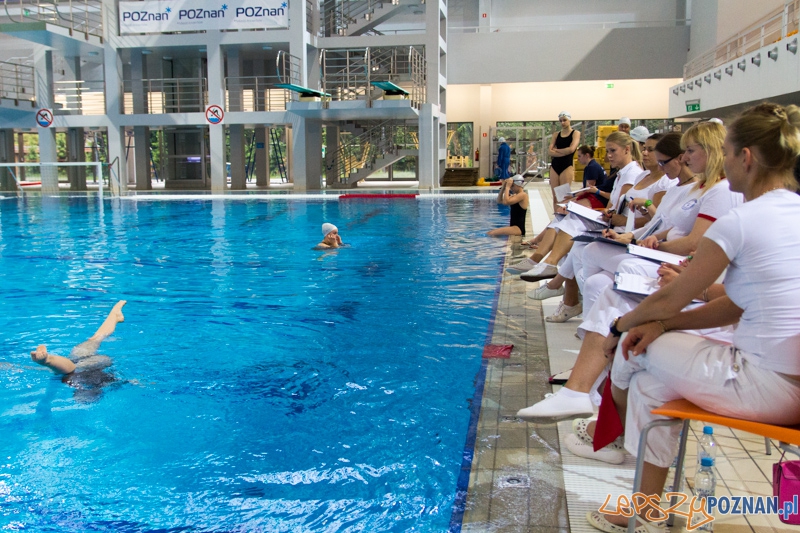 Mistrzostwa Polski Juniorek Młodszych w Pływaniu Synchronicznym - Termy Maltańskie 8.06.2013 r. Foto: lepszyPOZNAN.pl / Piotr Rychter Mistrzostwa Polski Juniorek Młodszych w Pływaniu Synchronicznym - Termy Maltańskie 8.06.2013 r. Foto: lepszyPOZNAN.pl / Piotr Rychter