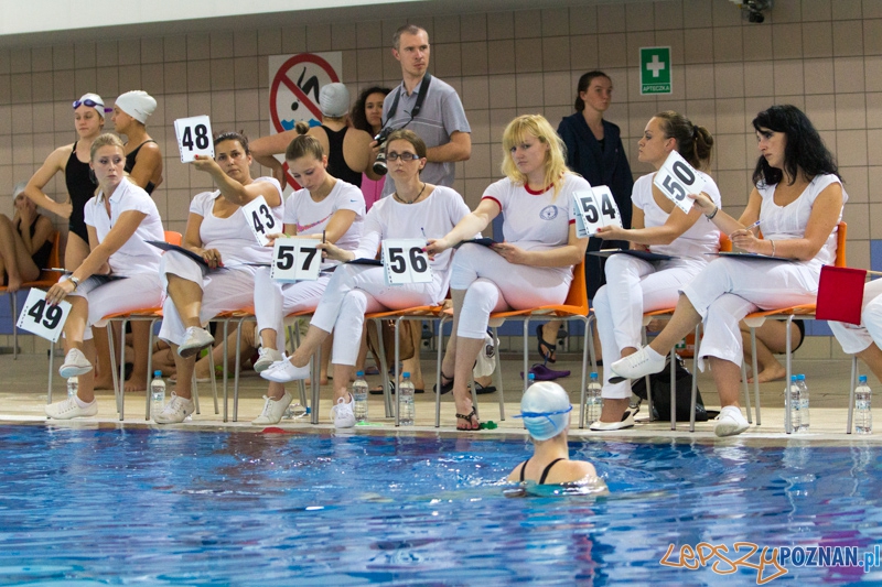 Mistrzostwa Polski Juniorek Młodszych w Pływaniu Synchronicznym - Termy Maltańskie 8.06.2013 r. Foto: lepszyPOZNAN.pl / Piotr Rychter Mistrzostwa Polski Juniorek Młodszych w Pływaniu Synchronicznym - Termy Maltańskie 8.06.2013 r. Foto: lepszyPOZNAN.pl / Piotr Rychter