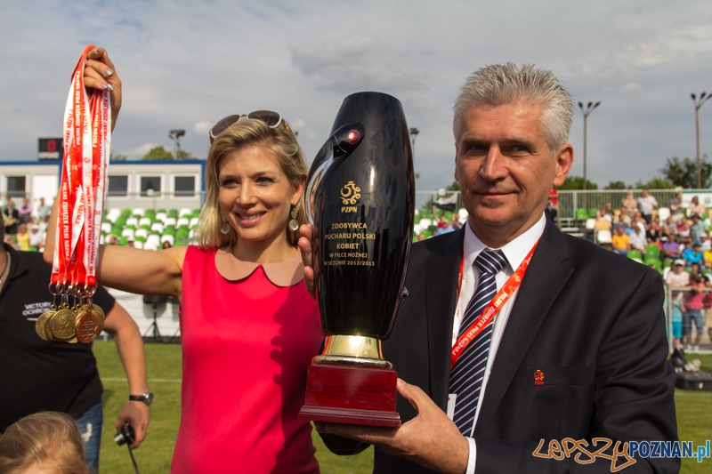 Zdobywca Pucharu Polski w piłce nożnej kobiet w sezonie 2012/2013 Medyk Konin Foto: lepszyPOZNAN.pl / Piotr Rychter Zdobywca Pucharu Polski w piłce nożnej kobiet w sezonie 2012/2013 Medyk Konin Foto: lepszyPOZNAN.pl / Piotr Rychter