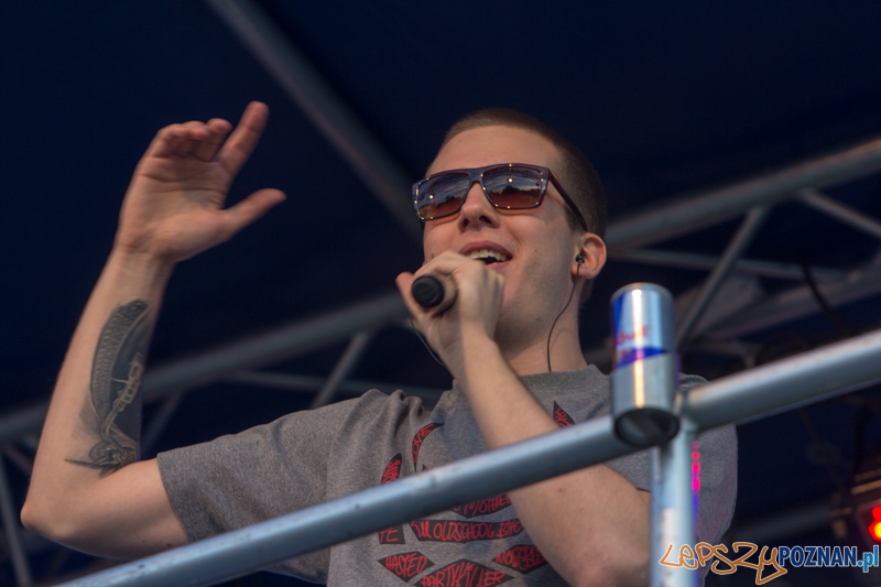 Red Bull Tour Bus - Poznań 10.06.2013 r. Foto: lepszyPOZNAN.pl / Piotr Rychter Red Bull Tour Bus - Poznań 10.06.2013 r. Foto: lepszyPOZNAN.pl / Piotr Rychter