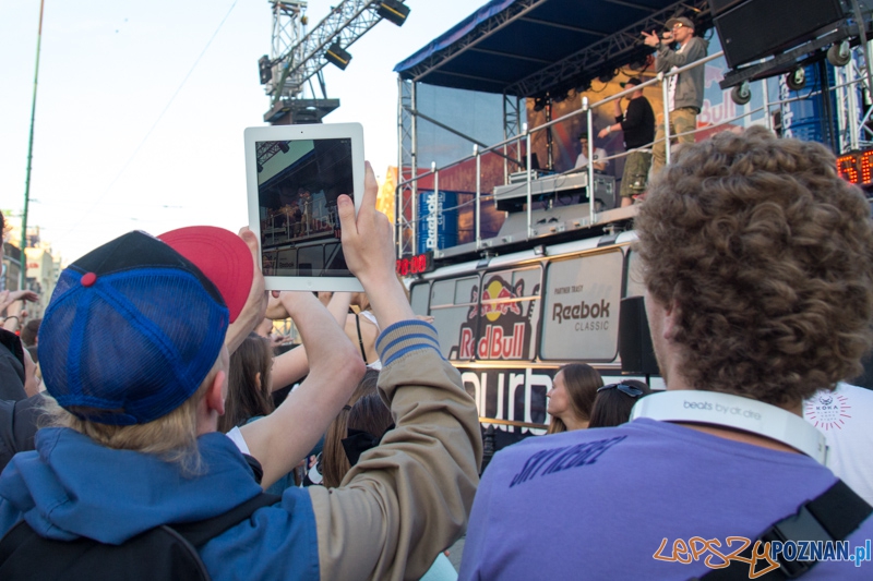 Red Bull Tour Bus - Poznań 10.06.2013 r. Foto: lepszyPOZNAN.pl / Piotr Rychter Red Bull Tour Bus - Poznań 10.06.2013 r. Foto: lepszyPOZNAN.pl / Piotr Rychter