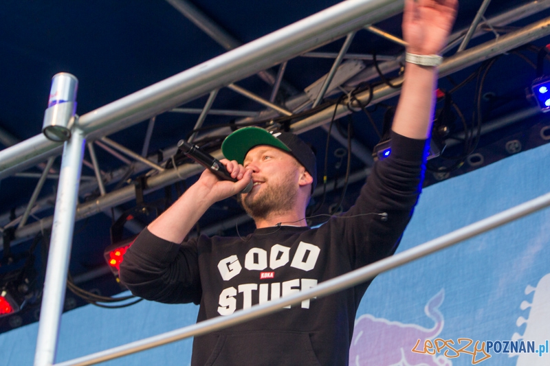 Red Bull Tour Bus - Poznań 10.06.2013 r. Foto: lepszyPOZNAN.pl / Piotr Rychter Red Bull Tour Bus - Poznań 10.06.2013 r. Foto: lepszyPOZNAN.pl / Piotr Rychter