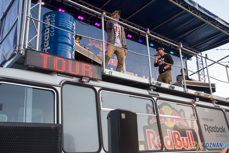 Red Bull Tour Bus - Poznań 10.06.2013 r. Foto: lepszyPOZNAN.pl / Piotr Rychter Red Bull Tour Bus - Poznań 10.06.2013 r. Foto: lepszyPOZNAN.pl / Piotr Rychter