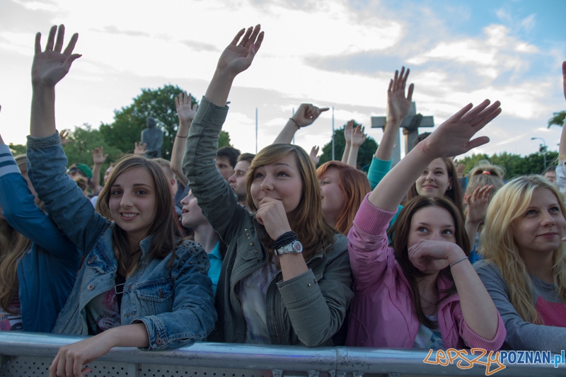 Red Bull Tour Bus - Poznań 10.06.2013 r. Foto: lepszyPOZNAN.pl / Piotr Rychter Red Bull Tour Bus - Poznań 10.06.2013 r. Foto: lepszyPOZNAN.pl / Piotr Rychter