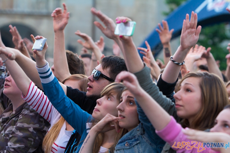 Red Bull Tour Bus - Poznań 10.06.2013 r. Foto: lepszyPOZNAN.pl / Piotr Rychter Red Bull Tour Bus - Poznań 10.06.2013 r. Foto: lepszyPOZNAN.pl / Piotr Rychter