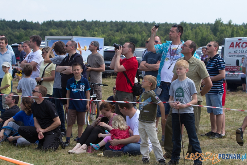6. Zlot Gigantów - Lotnisko Aeroklubu Poznańskiego - 9.06.2013 r. Foto: lepszyPOZNAN.pl / Piotr Rychter 6. Zlot Gigantów - Lotnisko Aeroklubu Poznańskiego - 9.06.2013 r. Foto: lepszyPOZNAN.pl / Piotr Rychter