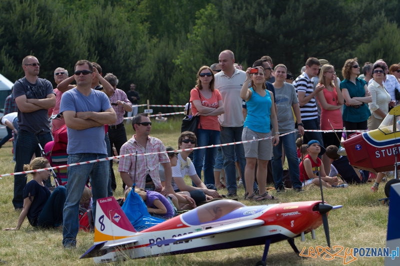 6. Zlot Gigantów - Lotnisko Aeroklubu Poznańskiego - 9.06.2013 r. Foto: lepszyPOZNAN.pl / Piotr Rychter 6. Zlot Gigantów - Lotnisko Aeroklubu Poznańskiego - 9.06.2013 r. Foto: lepszyPOZNAN.pl / Piotr Rychter