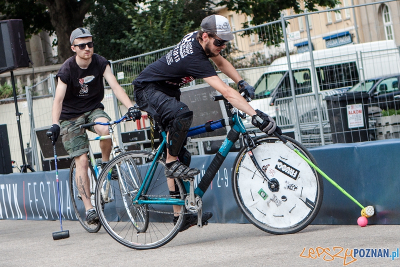Bike Polo na Placu Wolności - Poznań 27-28.07.2013 r. Foto: LepszyPOZNAN.pl / Paweł Rychter Bike Polo na Placu Wolności - Poznań 27-28.07.2013 r. Foto: LepszyPOZNAN.pl / Paweł Rychter