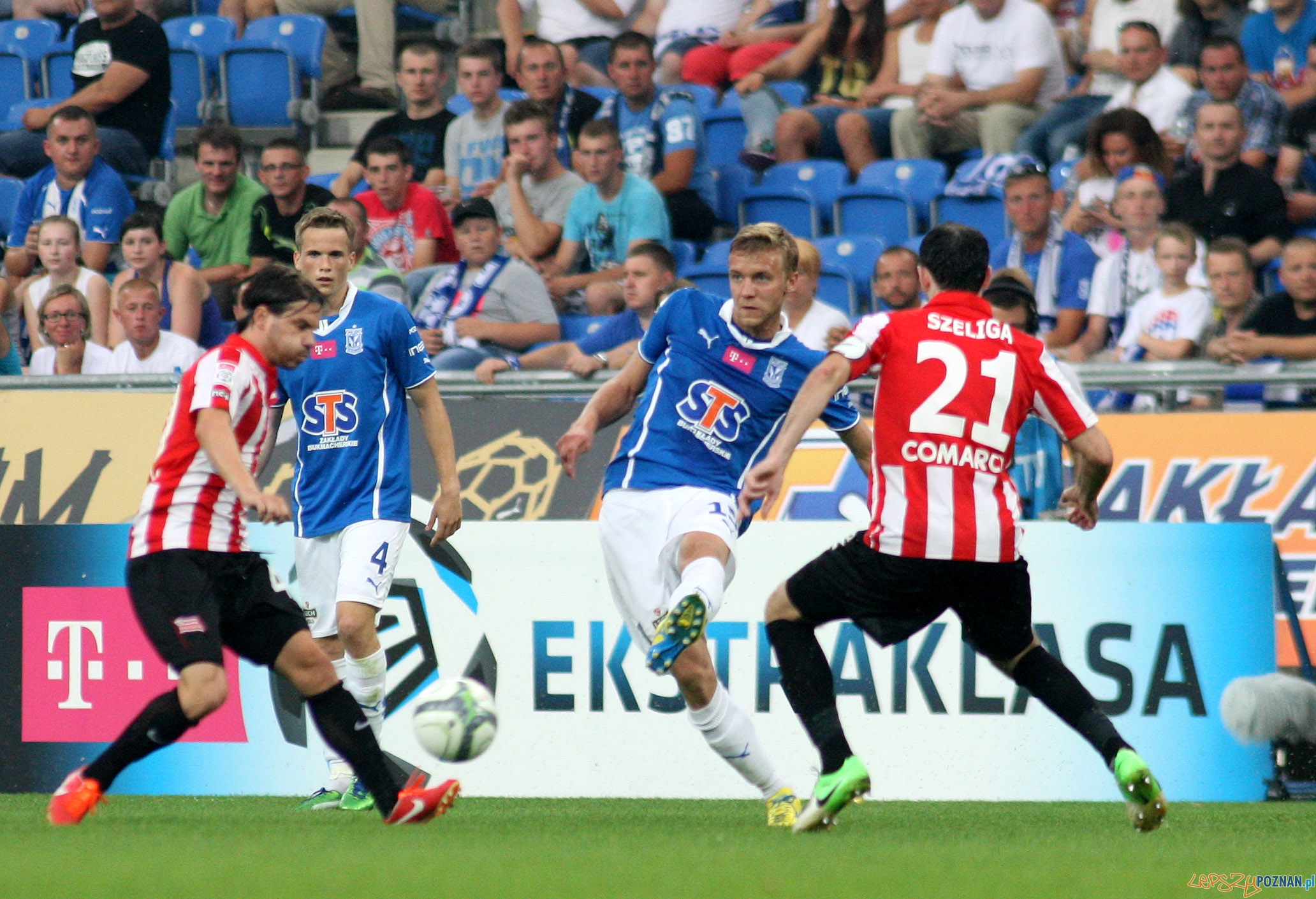 2. kolejka T-Mobile Ekstraklasy Lech Poznań - Cracovia Kraków. Inea Stadion 27.07.2013 r. Foto: T-mobile Ekstraklasa / x-news 2. kolejka T-Mobile Ekstraklasy Lech Poznań - Cracovia Kraków. Inea Stadion 27.07.2013 r. Foto: T-mobile Ekstraklasa / x-news