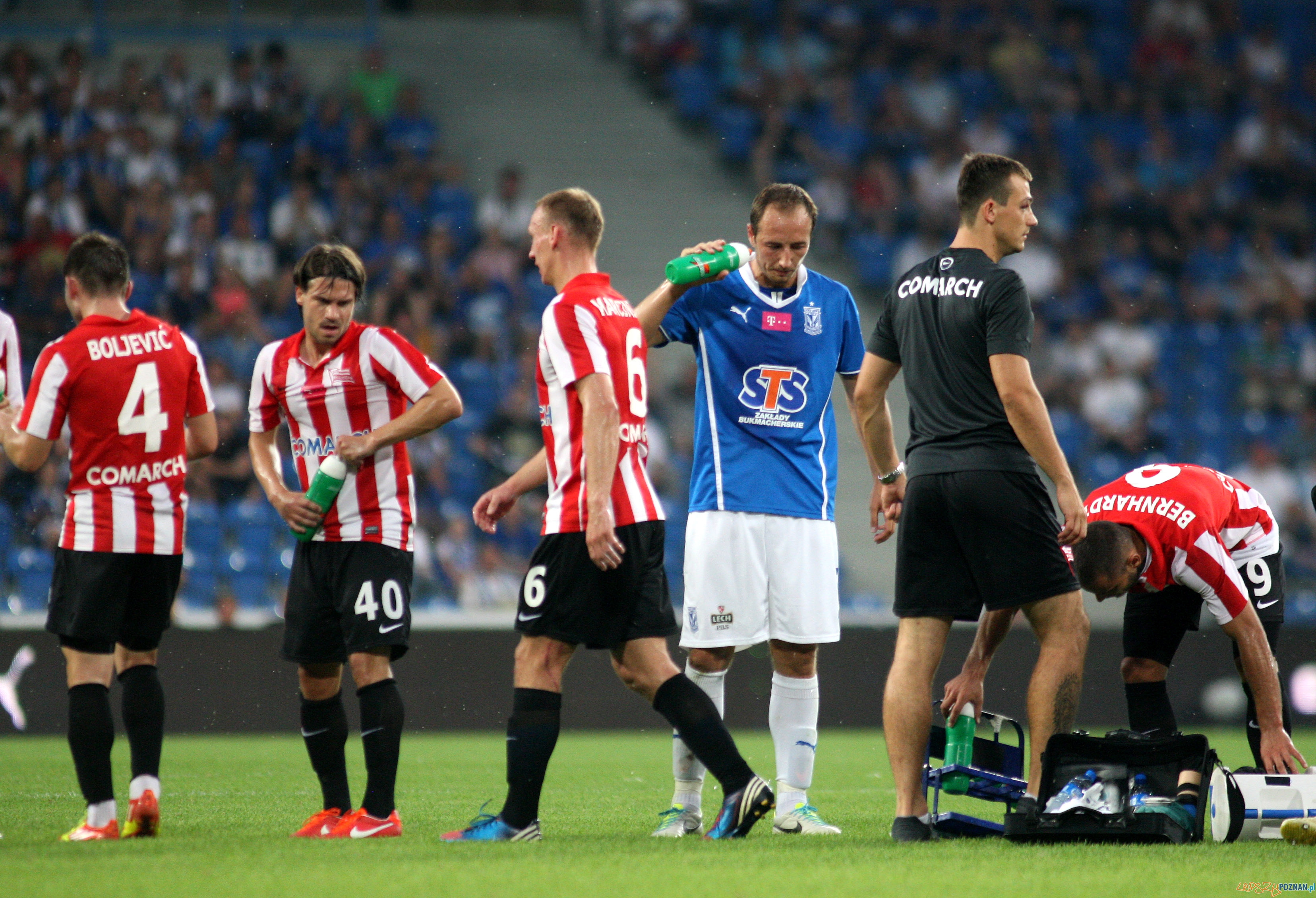 2. kolejka T-Mobile Ekstraklasy Lech Poznań - Cracovia Kraków. Inea Stadion 27.07.2013 r. Foto: T-mobile Ekstraklasa / x-news 2. kolejka T-Mobile Ekstraklasy Lech Poznań - Cracovia Kraków. Inea Stadion 27.07.2013 r. Foto: T-mobile Ekstraklasa / x-news