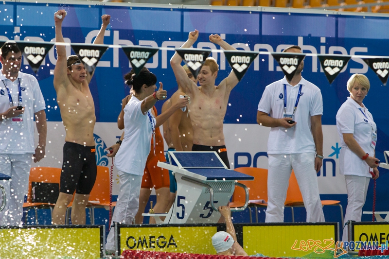 Mistrzostwa Europy Juniorów w Pływaniu - sztafeta 4x100m stylem zmiennym - Termy Maltańskie Foto: lepszyPOZNAN.pl / Piotr Rychter Mistrzostwa Europy Juniorów w Pływaniu - sztafeta 4x100m stylem zmiennym - Termy Maltańskie Foto: lepszyPOZNAN.pl / Piotr Rychter