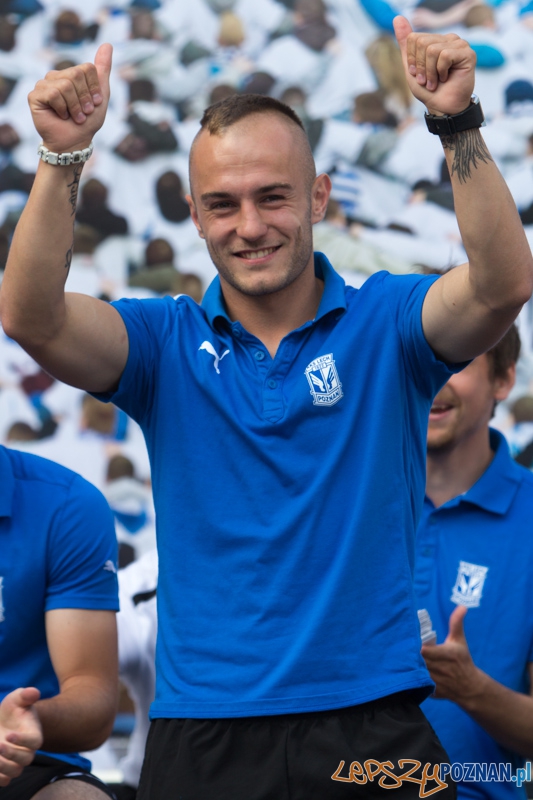 Prezentacja pierwszej drużyny Lecha Poznań - Gergo Lovrencsics - Stary Rynek 16.07.2013 r. Foto: lepszyPOZNAN.pl / Piotr Rychter Prezentacja pierwszej drużyny Lecha Poznań - Gergo Lovrencsics - Stary Rynek 16.07.2013 r. Foto: lepszyPOZNAN.pl / Piotr Rychter