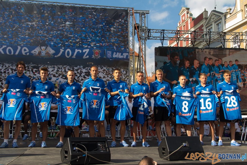 Prezentacja pierwszej drużyny Lecha Poznań - Stary Rynek 16.07.2013 r. Foto: lepszyPOZNAN.pl / Piotr Rychter Prezentacja pierwszej drużyny Lecha Poznań - Stary Rynek 16.07.2013 r. Foto: lepszyPOZNAN.pl / Piotr Rychter