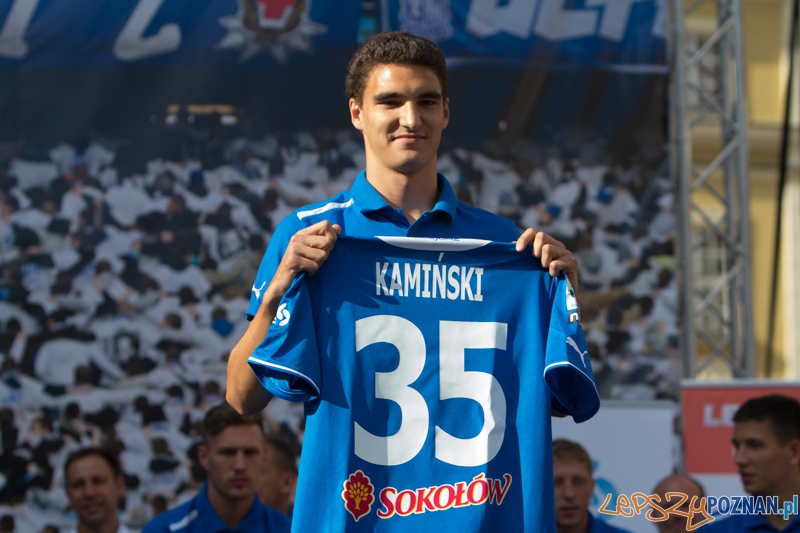 Prezentacja pierwszej drużyny Lecha Poznań - Marcin Kamiński - Stary Rynek 16.07.2013 r. Foto: lepszyPOZNAN.pl / Piotr Rychter Prezentacja pierwszej drużyny Lecha Poznań - Marcin Kamiński - Stary Rynek 16.07.2013 r. Foto: lepszyPOZNAN.pl / Piotr Rychter