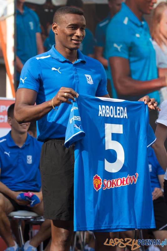 Prezentacja pierwszej drużyny Lecha Poznań - Manuel Arboleda -Stary Rynek 16.07.2013 r. Foto: lepszyPOZNAN.pl / Piotr Rychter Prezentacja pierwszej drużyny Lecha Poznań - Manuel Arboleda -Stary Rynek 16.07.2013 r. Foto: lepszyPOZNAN.pl / Piotr Rychter