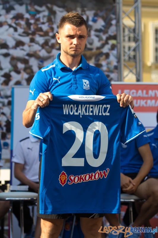 Prezentacja pierwszej drużyny Lecha Poznań - Hubert Wołąkiewicz - Stary Rynek 16.07.2013 r. Foto: lepszyPOZNAN.pl / Piotr Rychter Prezentacja pierwszej drużyny Lecha Poznań - Hubert Wołąkiewicz - Stary Rynek 16.07.2013 r. Foto: lepszyPOZNAN.pl / Piotr Rychter