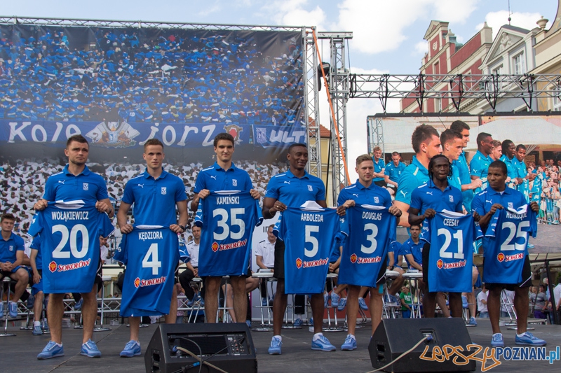 Prezentacja pierwszej drużyny Lecha Poznań - Stary Rynek 16.07.2013 r. Foto: lepszyPOZNAN.pl / Piotr Rychter Prezentacja pierwszej drużyny Lecha Poznań - Stary Rynek 16.07.2013 r. Foto: lepszyPOZNAN.pl / Piotr Rychter