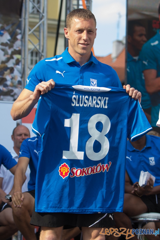 Prezentacja pierwszej drużyny Lecha Poznań - Bartosz Ślusarski - Stary Rynek 16.07.2013 r. Foto: lepszyPOZNAN.pl / Piotr Rychter Prezentacja pierwszej drużyny Lecha Poznań - Bartosz Ślusarski - Stary Rynek 16.07.2013 r. Foto: lepszyPOZNAN.pl / Piotr Rychter