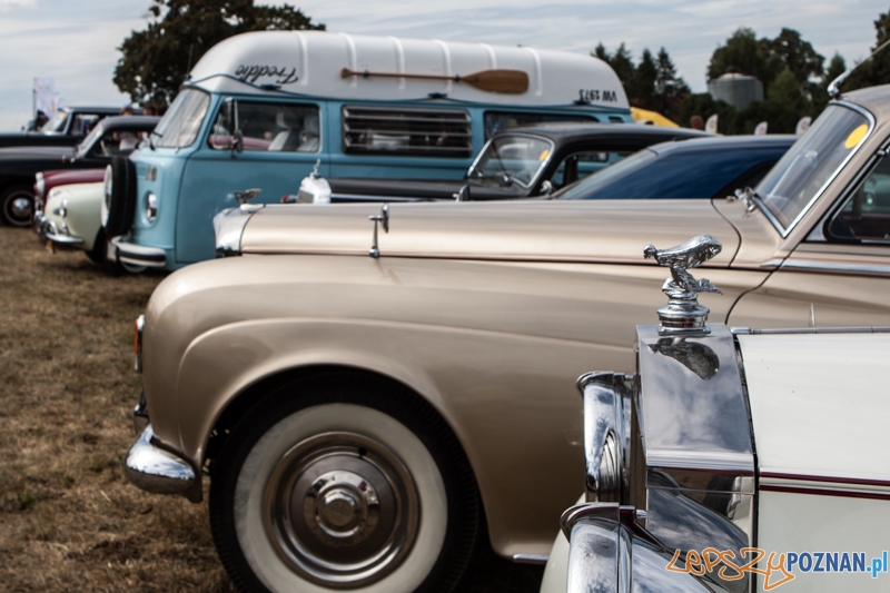 III Piknik z motoryzacją Wiry 2013 - Wiry 18.08.2013 r. Foto: LepszyPOZNAN.pl / Paweł Rychter III Piknik z motoryzacją Wiry 2013 - Wiry 18.08.2013 r. Foto: LepszyPOZNAN.pl / Paweł Rychter