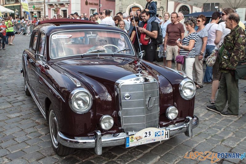 40 Poznański Międzynarodowy Rajd Pojazdów Zabytkowych - Poznań 31.08.2013 r. Foto: LepszyPOZNAN.pl / Paweł Rychter 40 Poznański Międzynarodowy Rajd Pojazdów Zabytkowych - Poznań 31.08.2013 r. Foto: LepszyPOZNAN.pl / Paweł Rychter