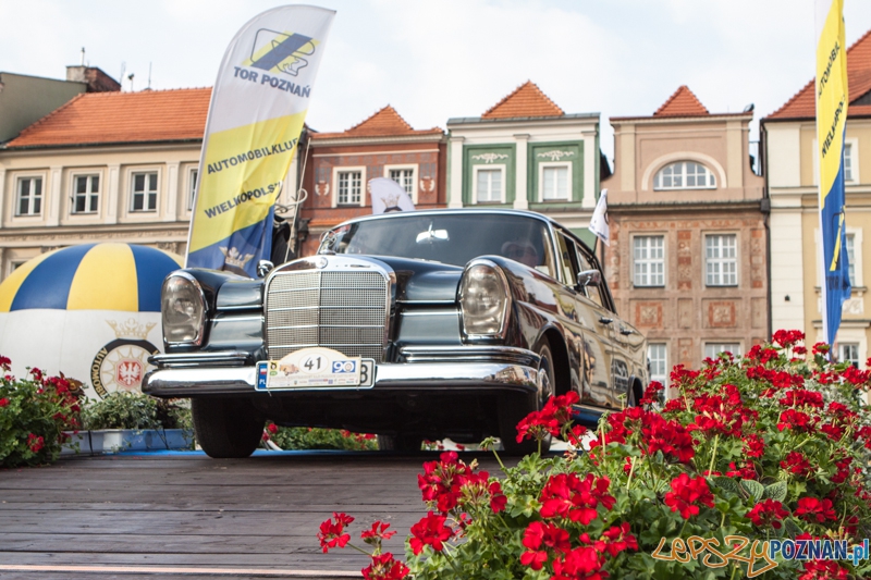 40 Poznański Międzynarodowy Rajd Pojazdów Zabytkowych - Poznań 31.08.2013 r. Foto: LepszyPOZNAN.pl / Paweł Rychter 40 Poznański Międzynarodowy Rajd Pojazdów Zabytkowych - Poznań 31.08.2013 r. Foto: LepszyPOZNAN.pl / Paweł Rychter