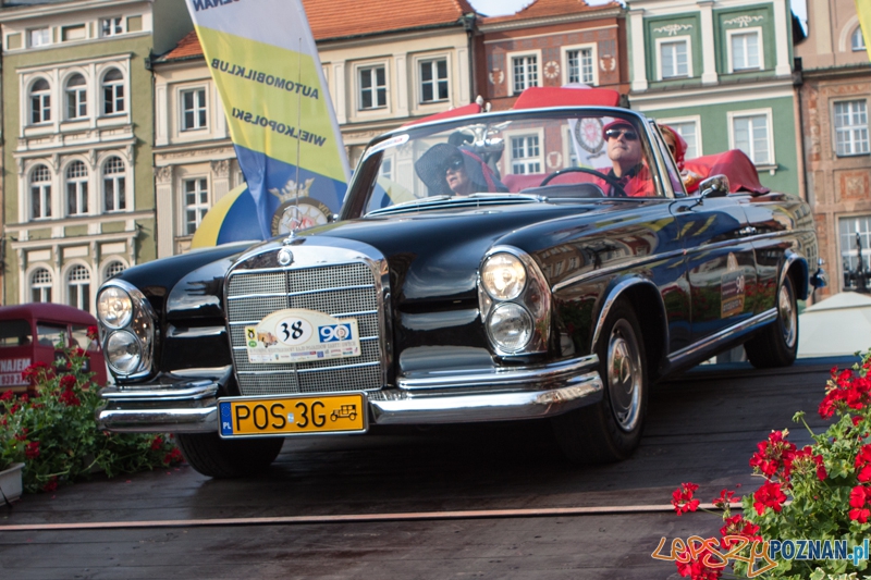 40 Poznański Międzynarodowy Rajd Pojazdów Zabytkowych - Poznań 31.08.2013 r. Foto: LepszyPOZNAN.pl / Paweł Rychter 40 Poznański Międzynarodowy Rajd Pojazdów Zabytkowych - Poznań 31.08.2013 r. Foto: LepszyPOZNAN.pl / Paweł Rychter