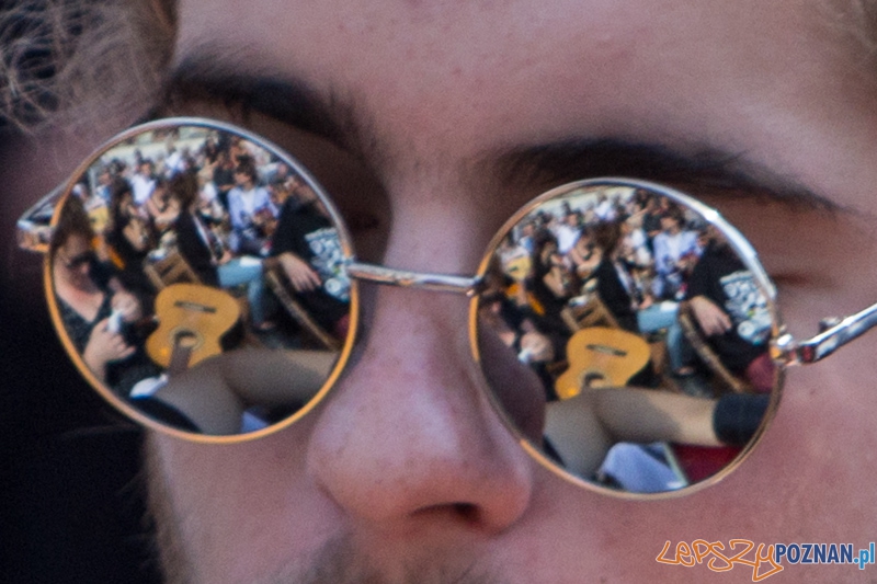 Happening Gitarowy - Stary Rynek 25.08.2013 r. Foto: lepszyPOZNAN.pl / Piotr Rychter Happening Gitarowy - Stary Rynek 25.08.2013 r. Foto: lepszyPOZNAN.pl / Piotr Rychter