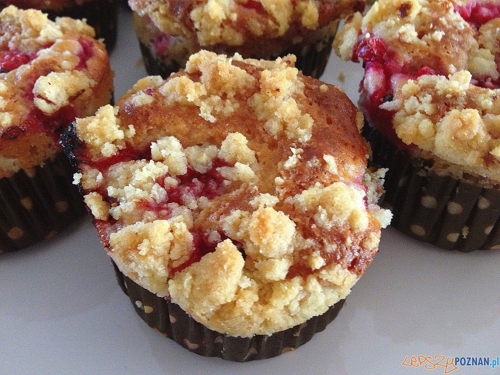 Mufinek porzeczkowy by chilifiga.pl Foto: chilifiga.pl Mufinek porzeczkowy by chilifiga.pl Foto: chilifiga.pl