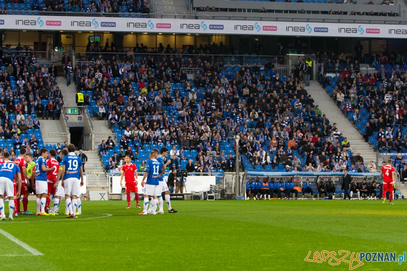 10. kolejka T-Mobile Ekstraklasy Lech Poznań - Widzew Łódź (Rafał Augustyniak schodzi z boiska po otrzymaniu czerwonej kartki) Foto: lepszyPOZNAN.pl / Piotr Rychter 10. kolejka T-Mobile Ekstraklasy Lech Poznań - Widzew Łódź (Rafał Augustyniak schodzi z boiska po otrzymaniu czerwonej kartki) Foto: lepszyPOZNAN.pl / Piotr Rychter