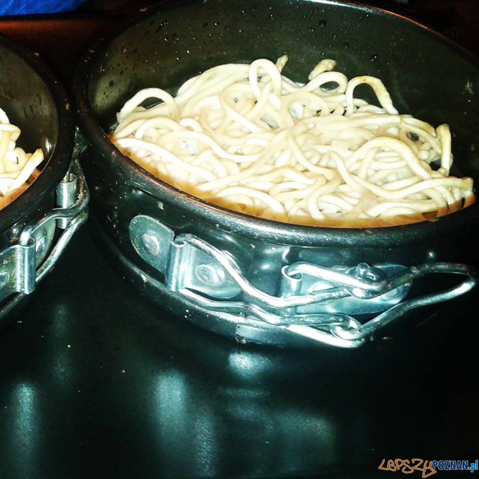 Makaron do ramen burgera Foto: Qlinarny Qń Makaron do ramen burgera Foto: Qlinarny Qń