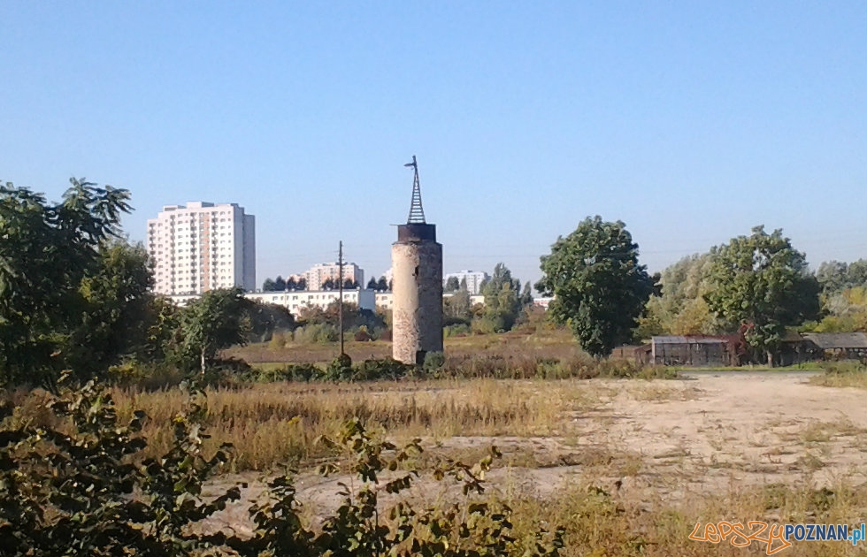 Wiatrak przy ul. Milczańskiej Foto: lepszyPOZNAN.pl / tab 10.1 Wiatrak przy ul. Milczańskiej Foto: lepszyPOZNAN.pl / tab 10.1