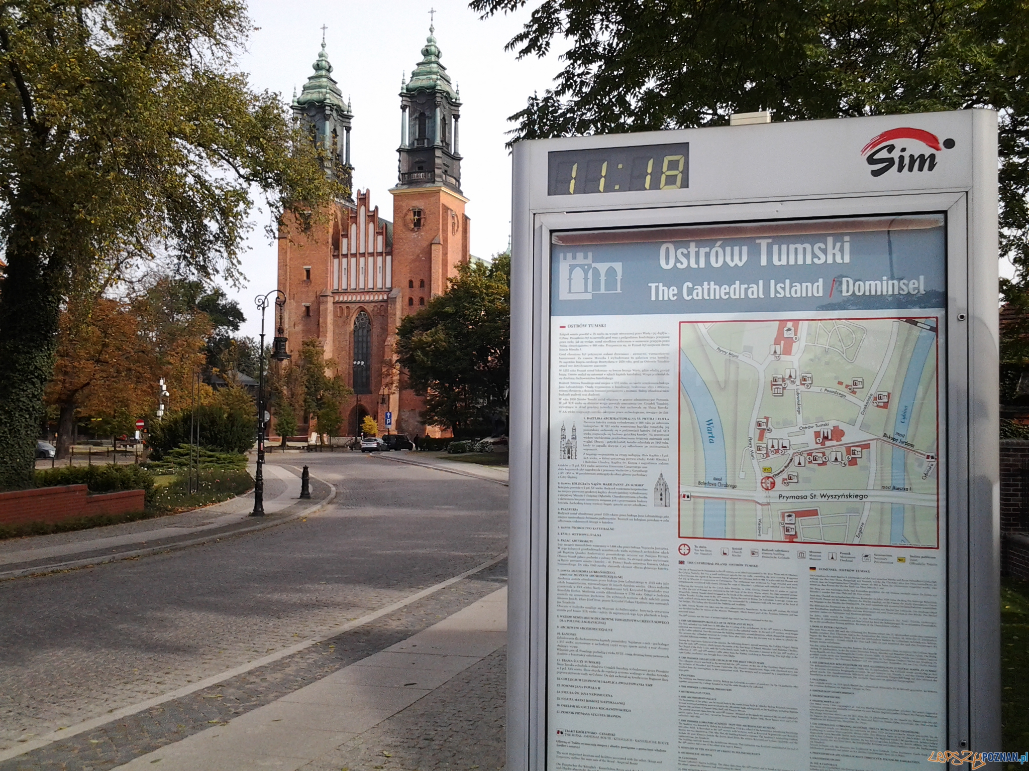 Tablica informacyjna na Ostrowie Tumskim  Foto: lepszyPOZNAN.pl / tab