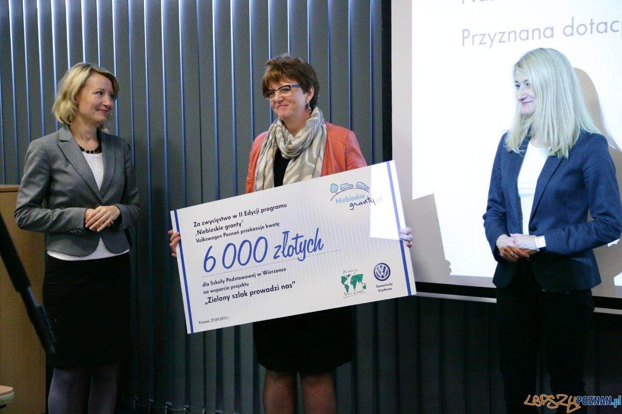 Nagroda dla Szkoły Podstawowej w Wierzonce – projekt „Zielony Szlak prowadzi nas” Foto: Nagroda dla Szkoły Podstawowej w Wierzonce – projekt „Zielony Szlak prowadzi nas” Foto: