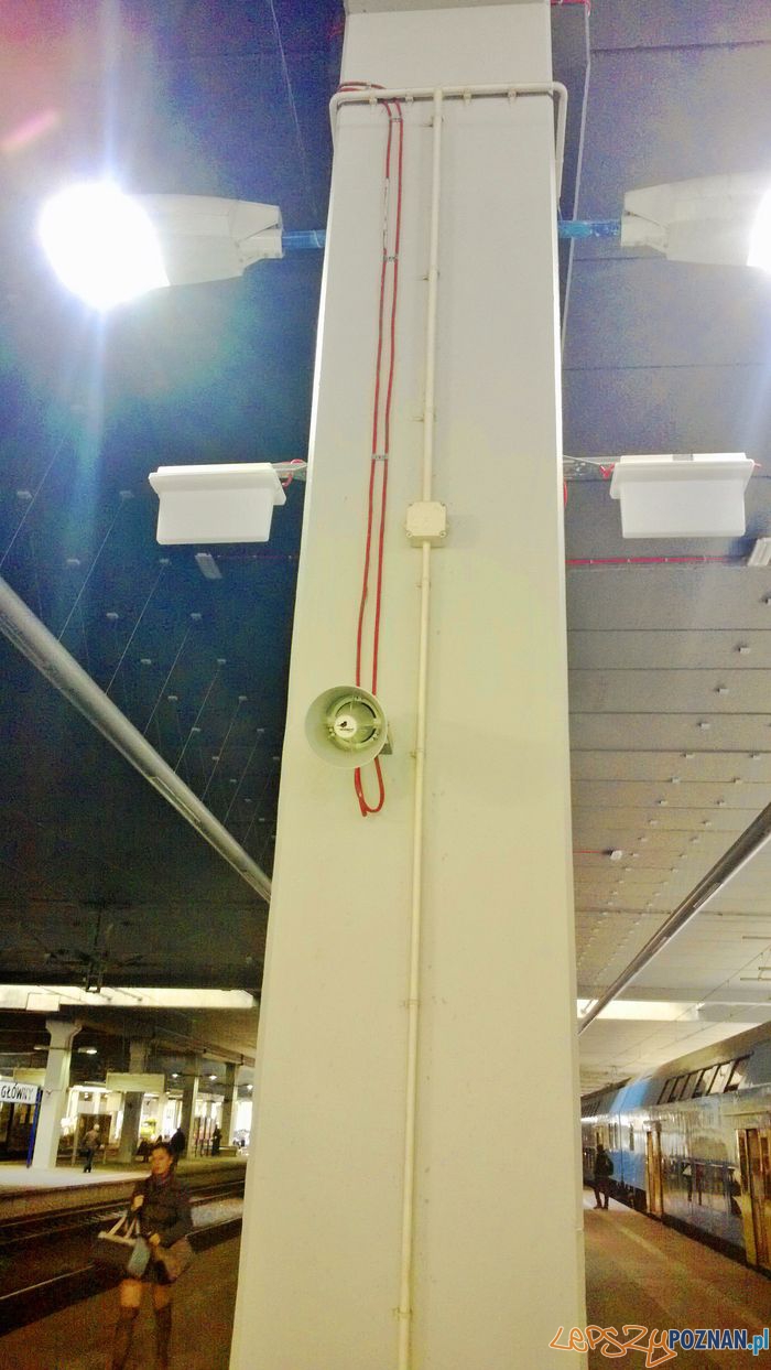 Głośniki na nowym dworcu PKP Foto: Głośniki na nowym dworcu PKP Foto: