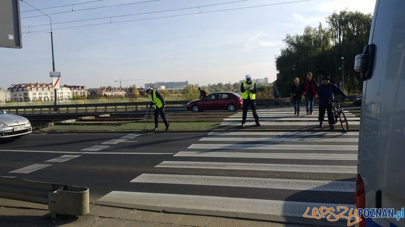Potrącenie na Moście Chrobrego (4) Foto: TD Potrącenie na Moście Chrobrego (4) Foto: TD