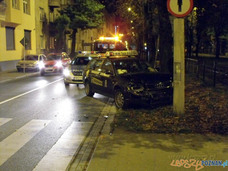 Wypadek na Hetmańskiej  Foto: lazarz.pl / Janusz Ludwiczak