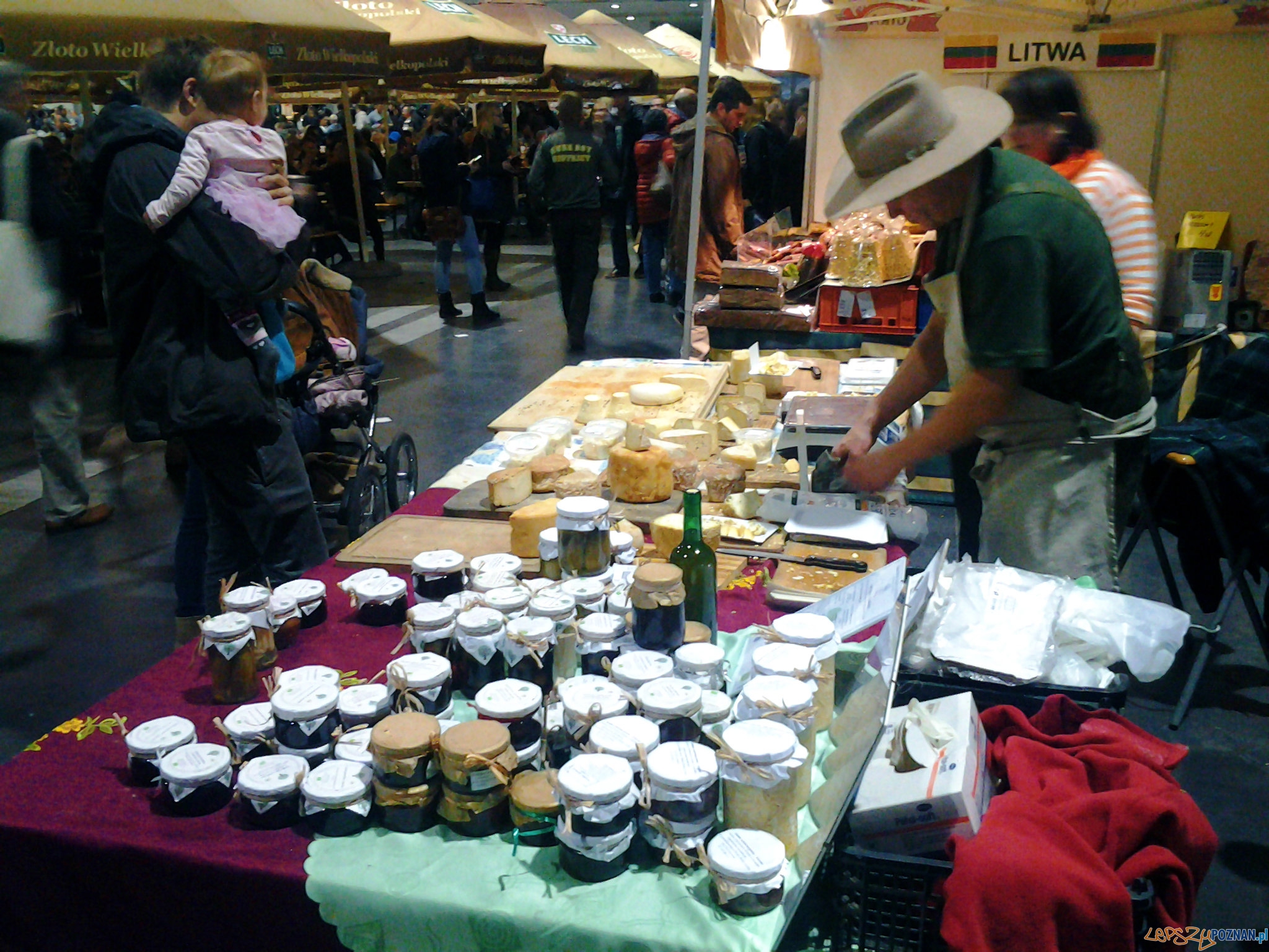 Poznańskie Targi Piwne Foto: lepszyPOZNAN.pl / tab 10.1 Poznańskie Targi Piwne Foto: lepszyPOZNAN.pl / tab 10.1