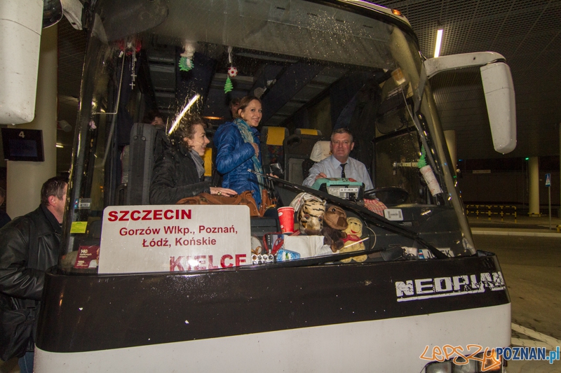 Pierwszi pasażerowie nowego dworca PKS - Poznań 23.11.2013 r. Foto: LepszyPOZNAN.pl / Paweł Rychter Pierwszi pasażerowie nowego dworca PKS - Poznań 23.11.2013 r. Foto: LepszyPOZNAN.pl / Paweł Rychter