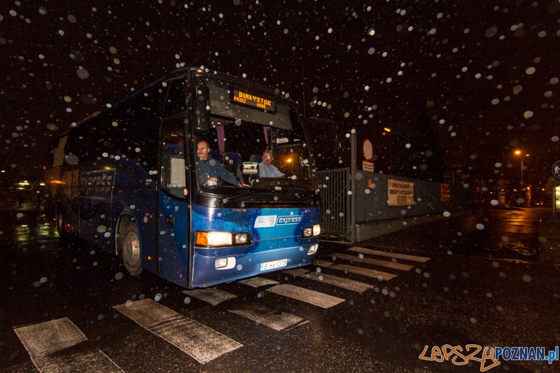 Zamknięcie starego dworca PKS - ostatni autobus - Poznań 22.10.2013 r. Foto: LepszyPOZNAN.pl / Paweł Rychter Zamknięcie starego dworca PKS - ostatni autobus - Poznań 22.10.2013 r. Foto: LepszyPOZNAN.pl / Paweł Rychter