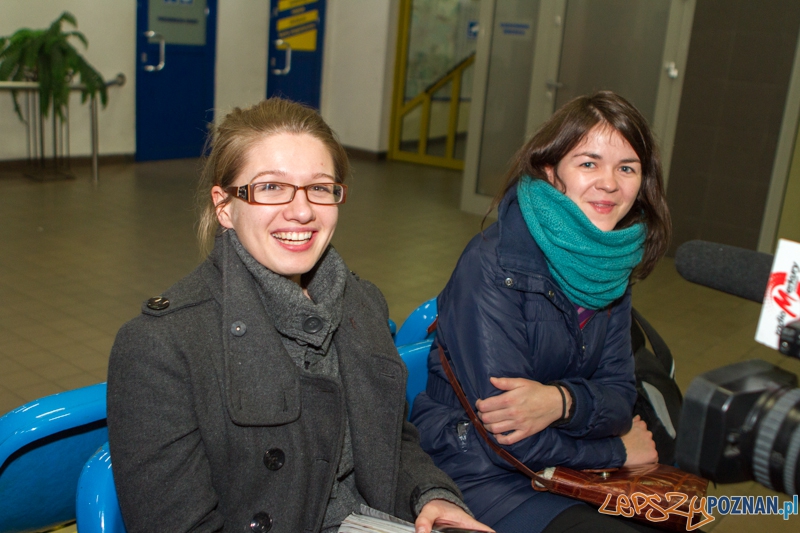 Zamknięcie starego dworca PKS - Pani Justyna, ostatnia pasażerka w poczekalni - Poznań 22.10.2013 r. Foto: LepszyPOZNAN.pl / Paweł Rychter Zamknięcie starego dworca PKS - Pani Justyna, ostatnia pasażerka w poczekalni - Poznań 22.10.2013 r. Foto: LepszyPOZNAN.pl / Paweł Rychter