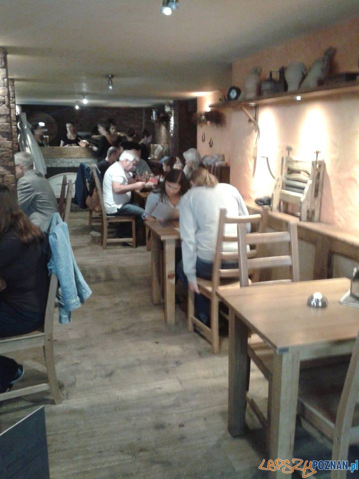 Chatka babuni - obszerne menu Foto: Qlinarny Qń - Daniel Konieczny Chatka babuni - obszerne menu Foto: Qlinarny Qń - Daniel Konieczny