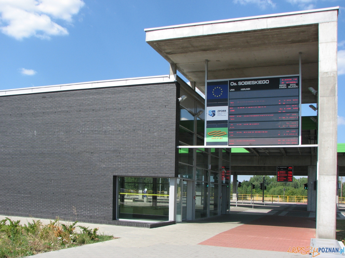 Dworzec autobusowy na Sobieskiego Foto: air-company.com Dworzec autobusowy na Sobieskiego Foto: air-company.com