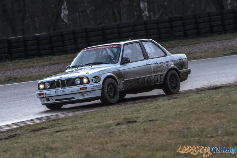 Wigilijne kryterium SuperOES - Tor Poznań 21.12.2013 r. Foto: LepszyPOZNAN.pl / Paweł Rychter Wigilijne kryterium SuperOES - Tor Poznań 21.12.2013 r. Foto: LepszyPOZNAN.pl / Paweł Rychter