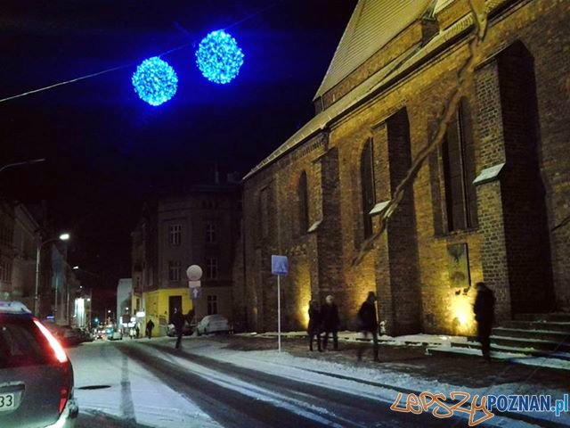 Zakorkowany Poznań po nawałnicy śniegowej  Foto: lepszyPOZNAN.pl / tab