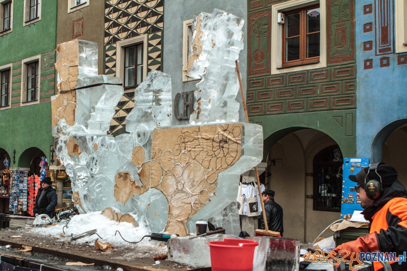 VIII Międzynarodowy Festiwal Rzeźb Lodowych - Poznań 15.12.2013 r. Foto: LepszyPOZNAN.pl / Paweł Rychter VIII Międzynarodowy Festiwal Rzeźb Lodowych - Poznań 15.12.2013 r. Foto: LepszyPOZNAN.pl / Paweł Rychter